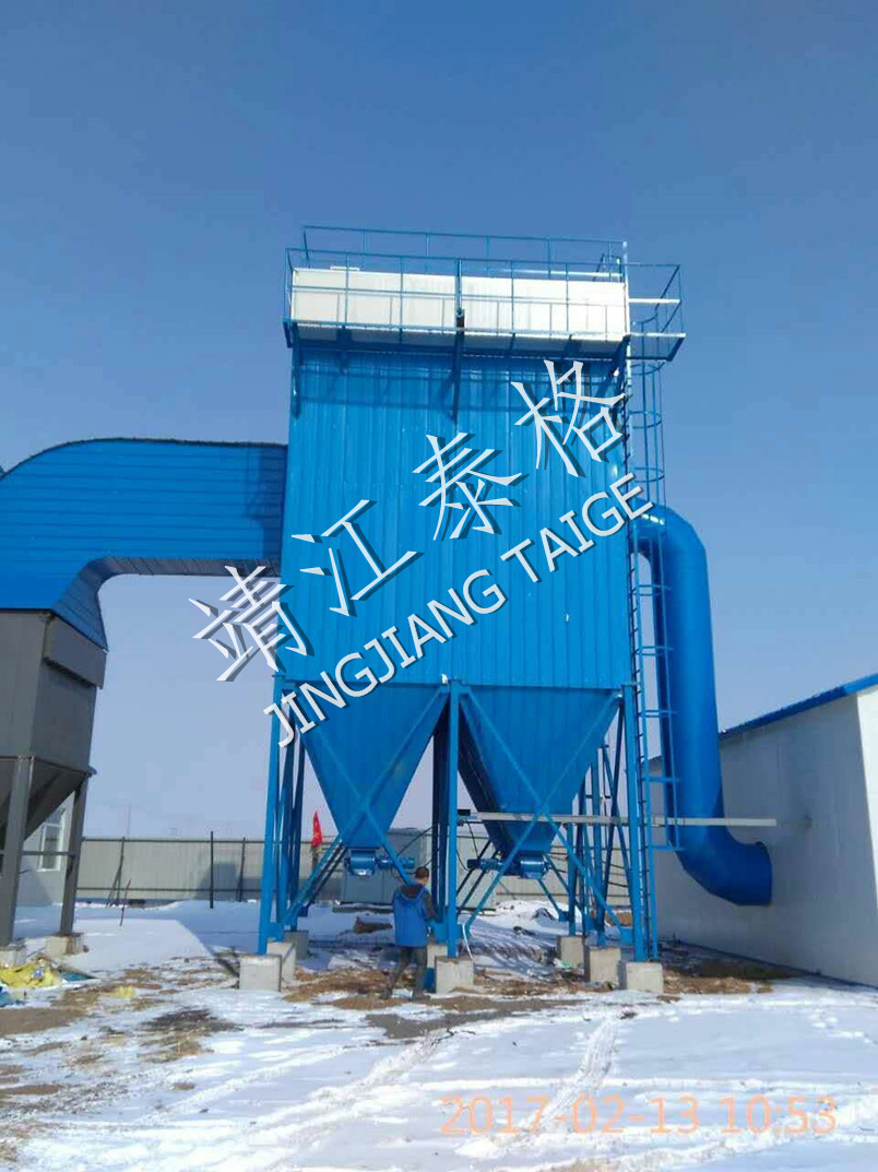 吉林職教園生物質(zhì)鍋爐配套除塵器現(xiàn)場(chǎng)照片